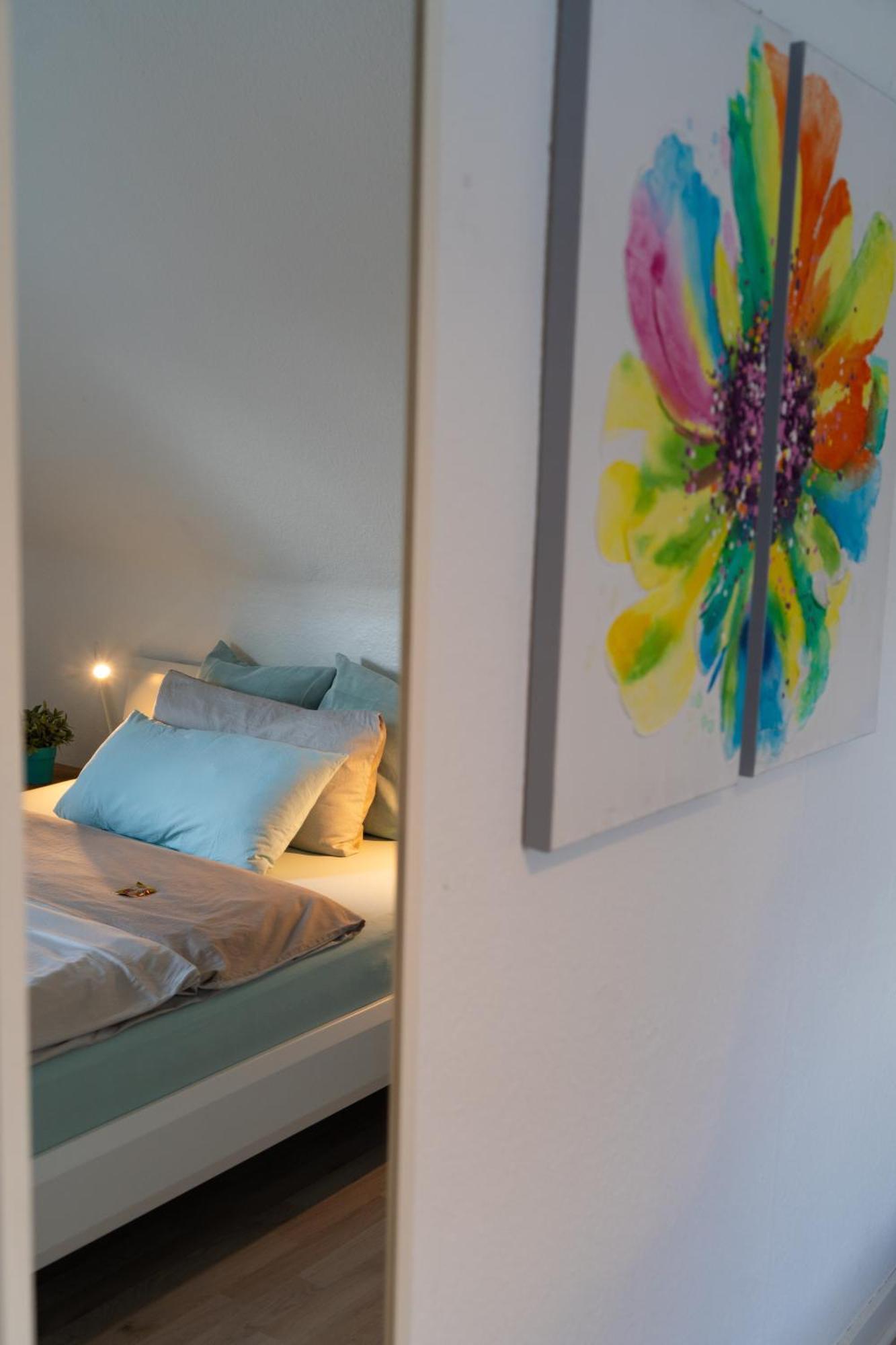 Zentrale Ruhige 3-Zimmer-Wohnung Касел Екстериор снимка